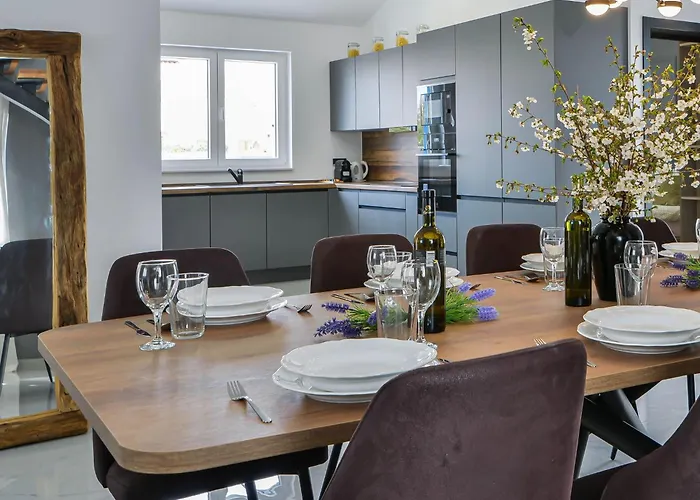 Feriehus Ferienvilla Jolie By Interhome *