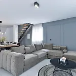 Feriehus Ferienvilla Jolie By Interhome