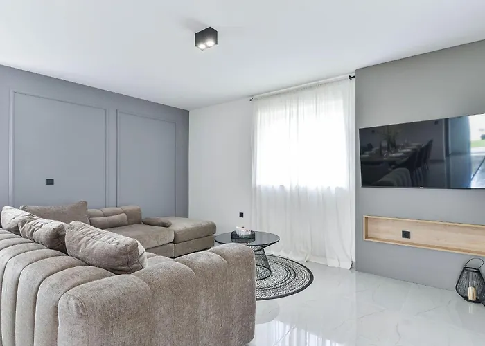 Ferienvilla Jolie By Interhome * Привлака